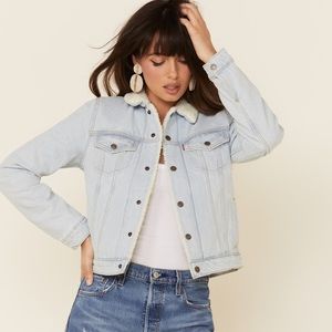 Levi’s Sherpa Lined Trucker Jacket